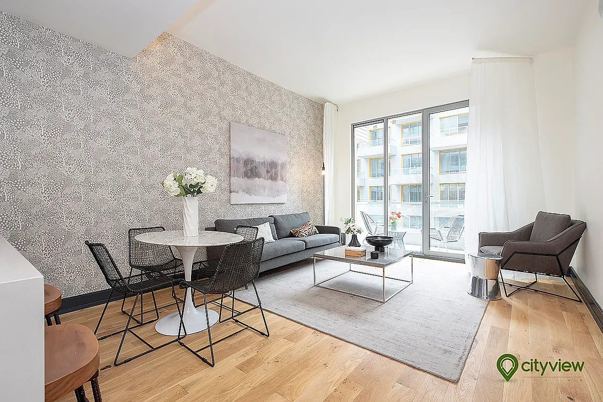 10 Montieth Street — Photo 1