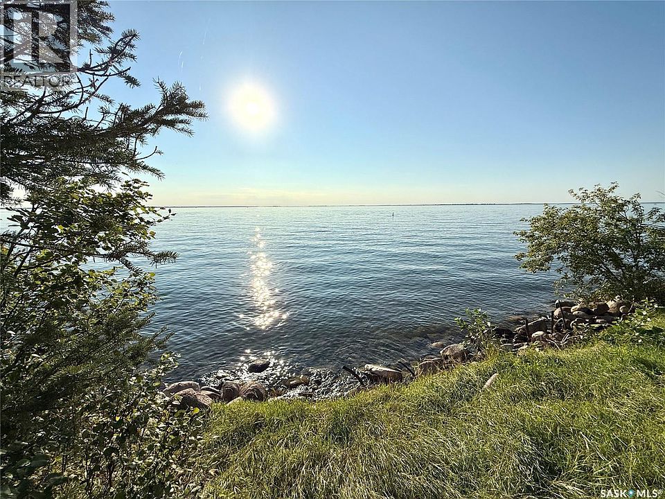 1st image of 38 Jackfish Lake Cres