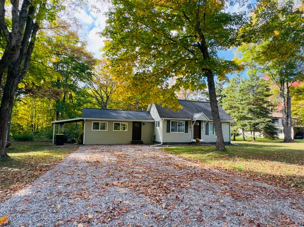 3546 S Radar Rd, Sault Sainte Marie, MI 49783