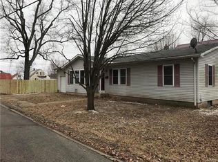 811 N Maple St, Owensville, MO 65066