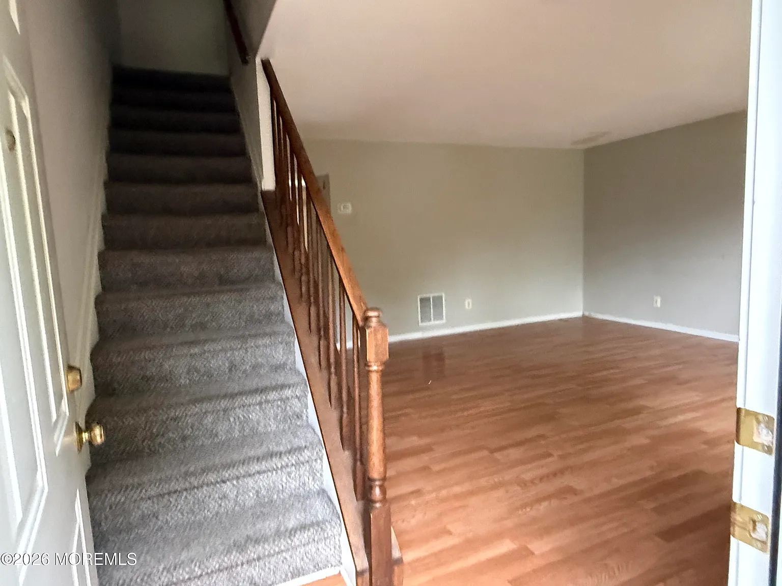 3 bed, 1.5 bath, $3,090 — Photo 2
