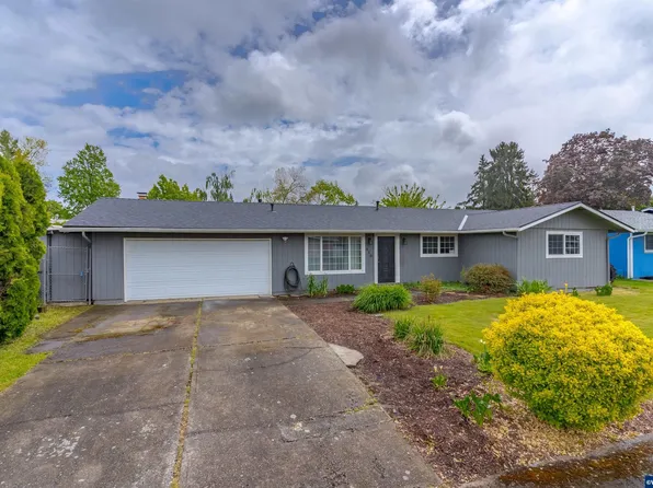 450 Briar Ct SE, Salem, OR 97317