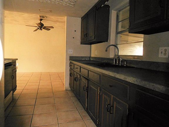 5th image of 1706 Palmetto Ave