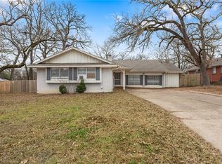 1402 Dominik Dr, College Station, TX 77840