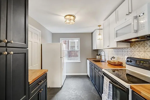 2 bed, 980 sqft, $1,400 — Photo 4