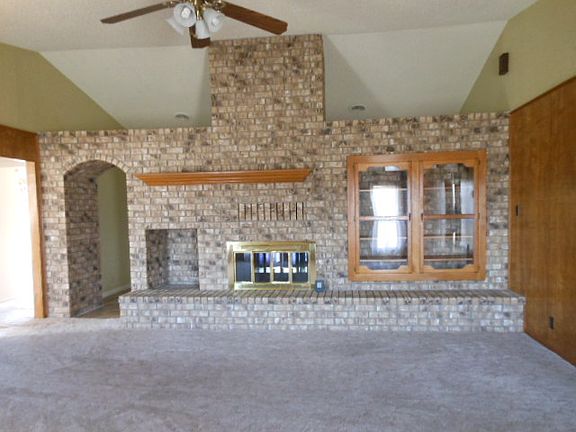 3rd image of 301 County Road 189
