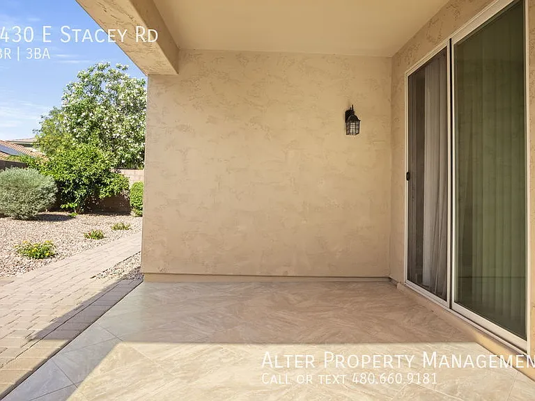 2430 E Stacey Rd — Photo 38