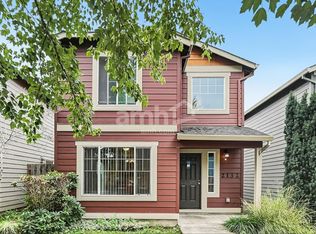 2132 E 3rd St, Newberg, OR 97132