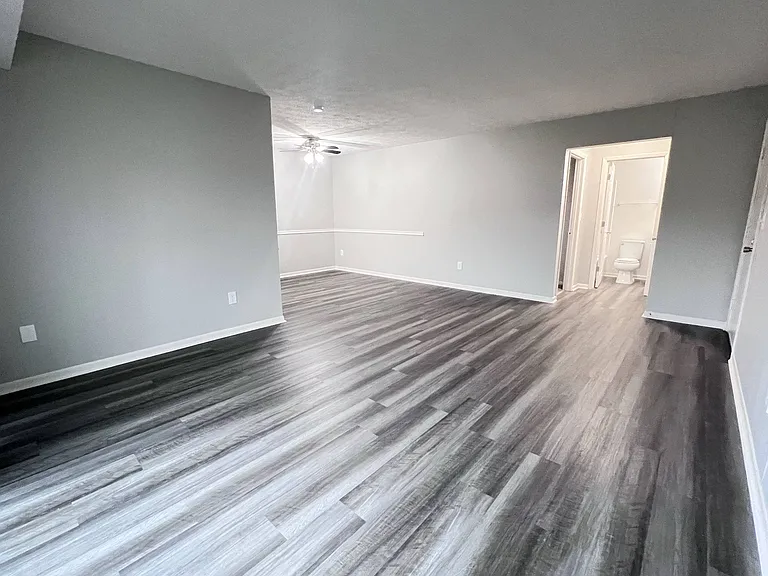 Hunter's Creek Apartments — Photo 62