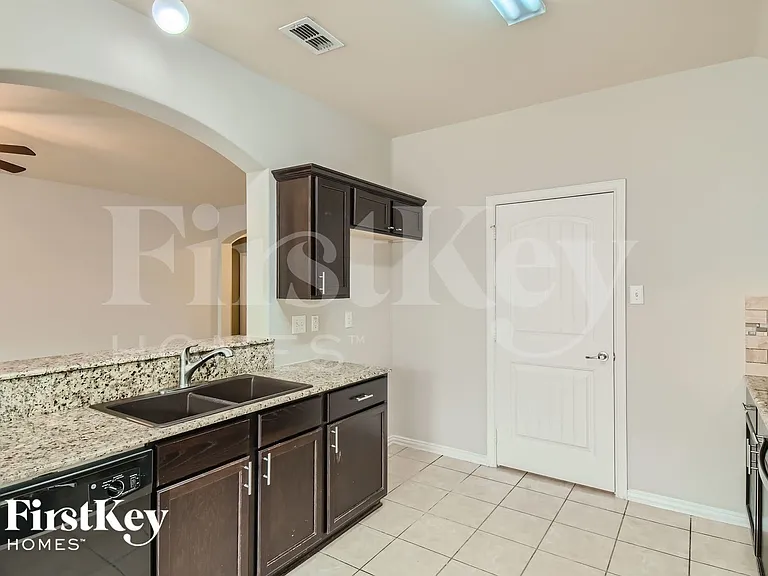 6743 Ohana Pl — Photo 11