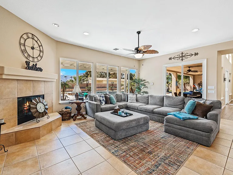 80445 Paria Way — Photo 27