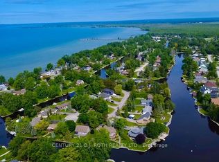 30 Island, Town Of Gravenhurst, ON L0K2B0