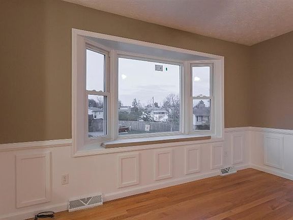 5th image of 3352 Otter Creek Dr