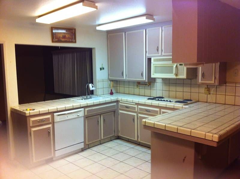 2nd image of 1260 N Erwin St