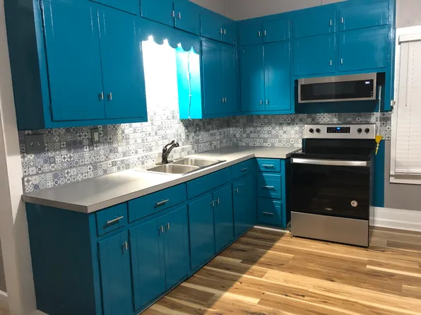 13 S Broad St, Porterdale, GA 30014