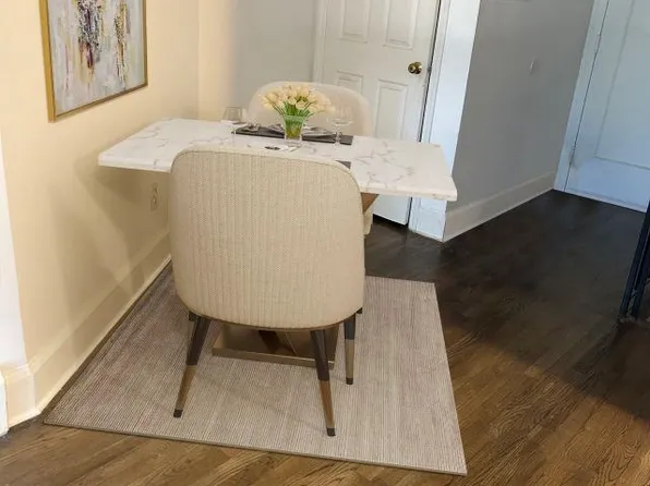 1115 Willow Avenue image 4 of 8