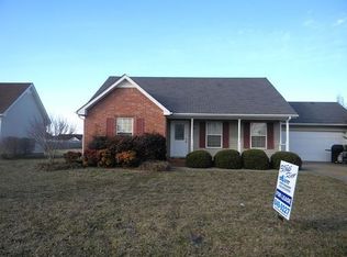 1718 Locerbie Dr, Murfreesboro, TN 37128