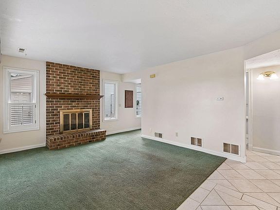 5th image of 7723 157th St W
