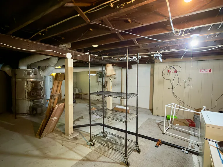 Basement (has washer, landlord will give credit for dryer out of 2nd month's rent)