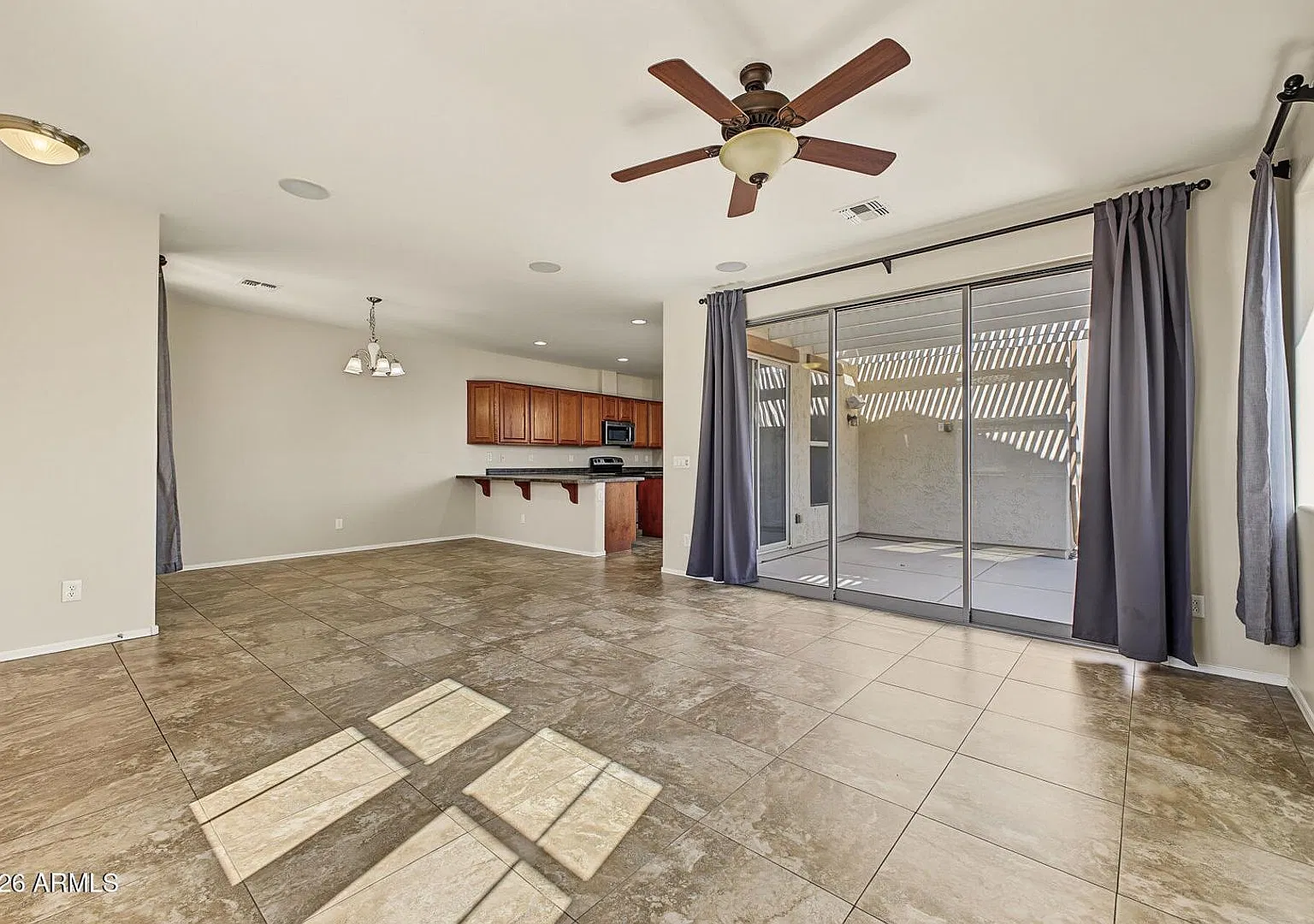 3 bed, 2.5 bath in Glendale recently updated — Photo 4