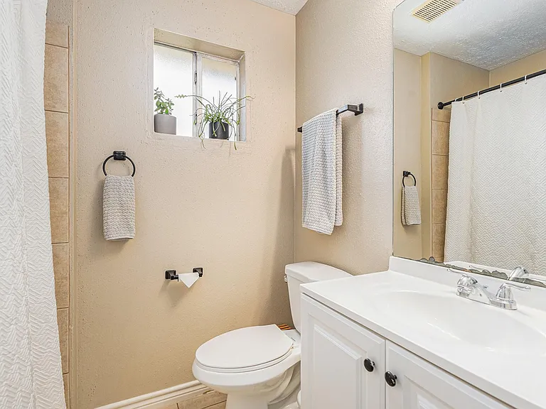 2513 Harpers Ferry Dr — Photo 23