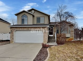 4154 S Westlake Dr, Roy, UT 84067