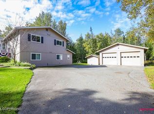 2750 E Whispering Woods Dr, Wasilla, AK 99654