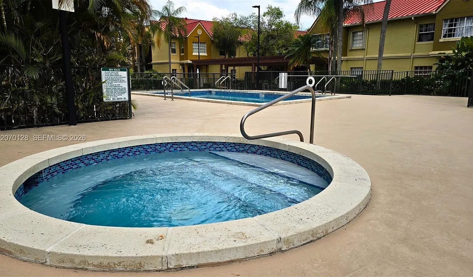 La Hacienda Country Club — Photo 4