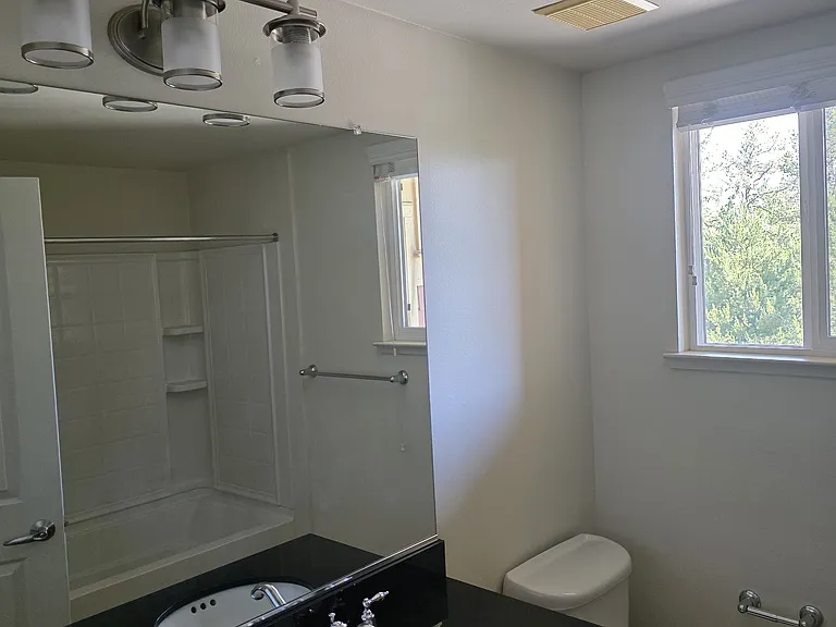 1450 Idlewild Dr #533 — Photo 2