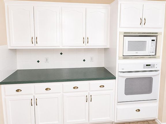 4th image of 1213 Bremerton Dr