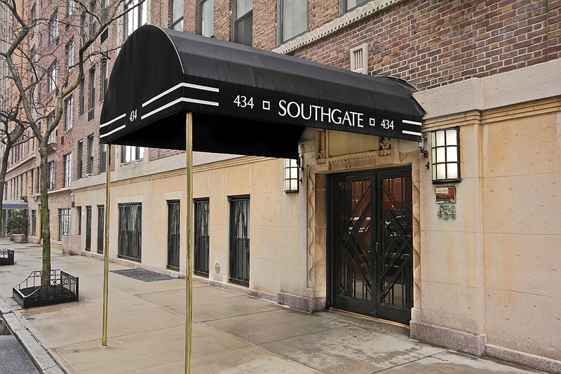 1st image of 434 E 52nd St APT 2B
