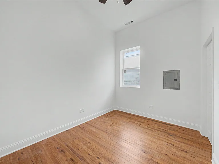 7600 S Marquette Ave #1 — Photo 5