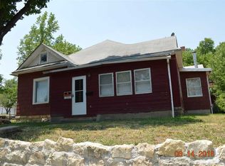 17 S B St, Herington, KS 67449