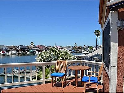 Relax master bedroom balcony