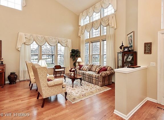 2nd image of 14417 Greenfield Ct