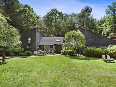 22 Blacksmith Lane, Pound Ridge, NY, 10576