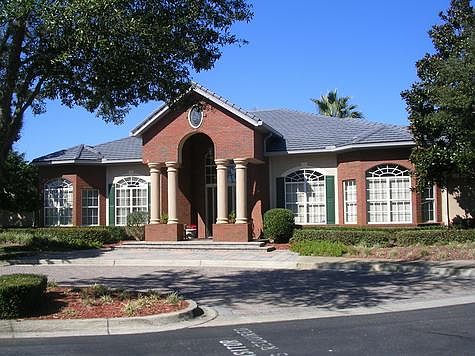 5th image of 13810 N Sutton Park Dr #623