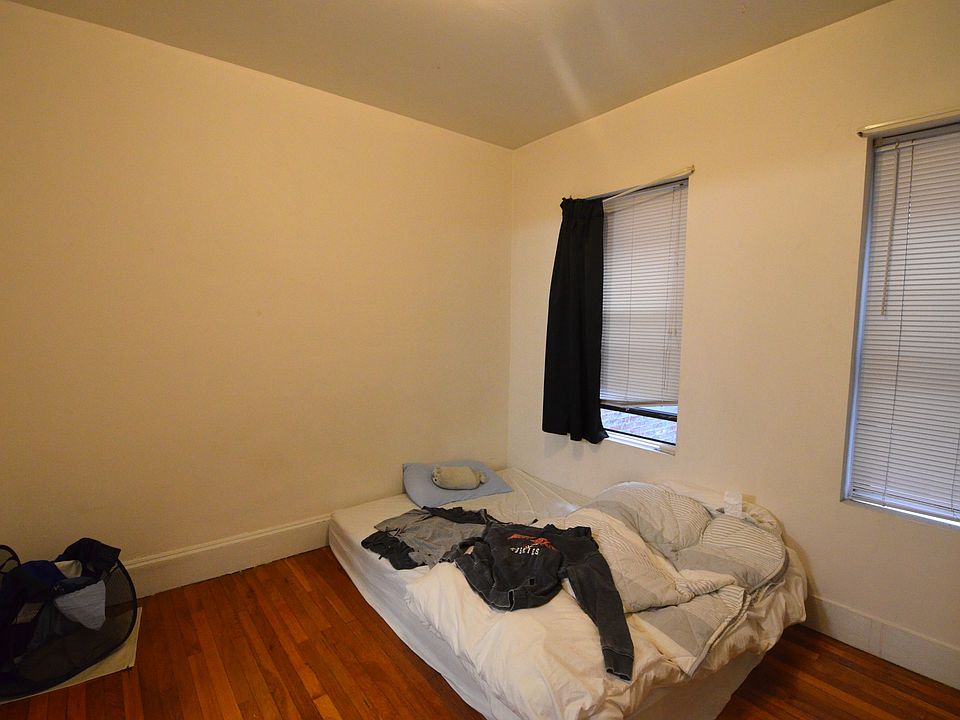 1st image of 75 Westland Ave #24
