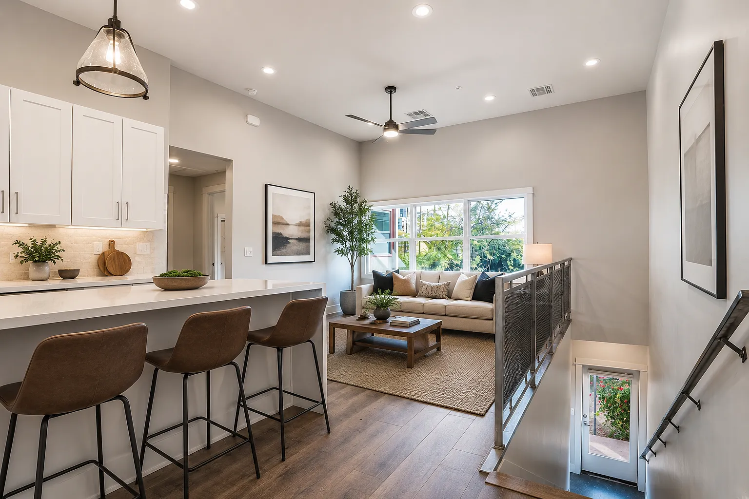 2 bed, 902 sqft, $2,145 — Photo 4