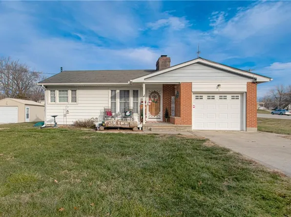 203 W 1st St, Lawson, MO 64062