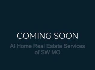 1830 Tower Cir, Nixa, MO 65714