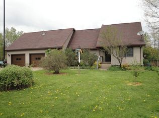 2685 Scrubgrass Rd, Grove City, PA 16127