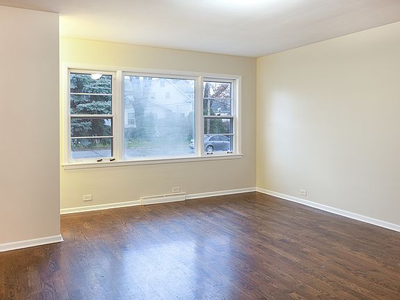 2nd image of 341 E Elm St