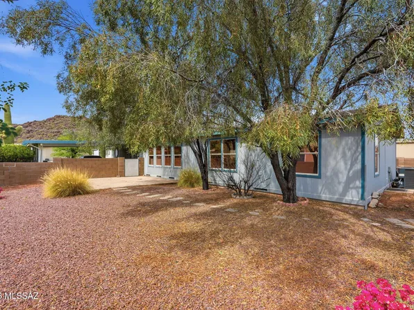 8974 N Valhalla Dr, Tucson, AZ 85743