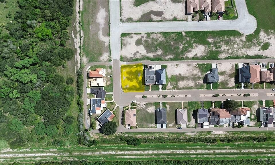 2nd image of 3805 Santo Cielo St