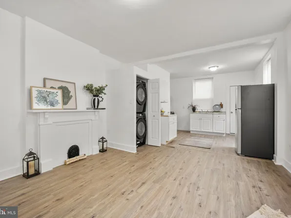 2957 N 8th St, Philadelphia, PA 19133