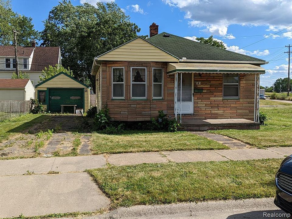 2nd image of 317 Perry Pl