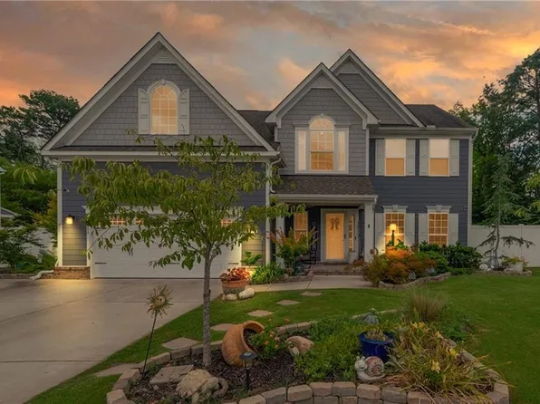 2209 Summer Breeze Rd, Chesapeake, VA 23323