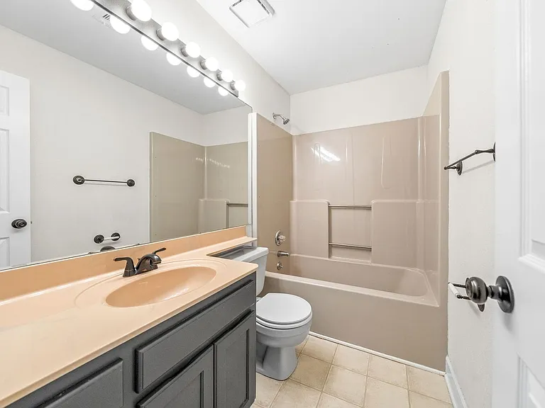 108 Rolling Meadow Dr — Photo 34