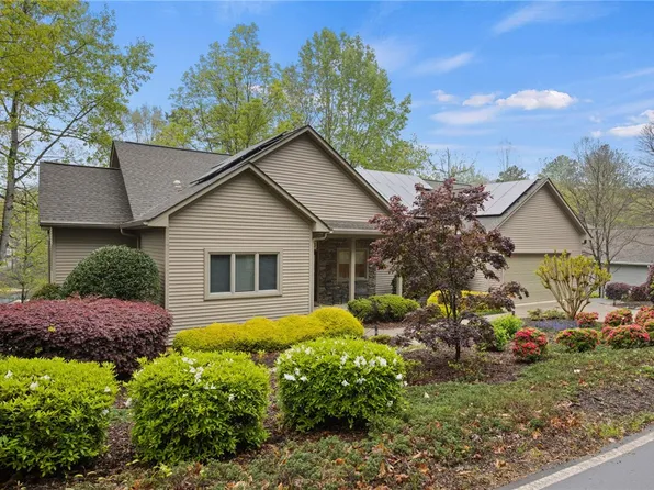 10 Wharf Dr, Salem, SC 29676